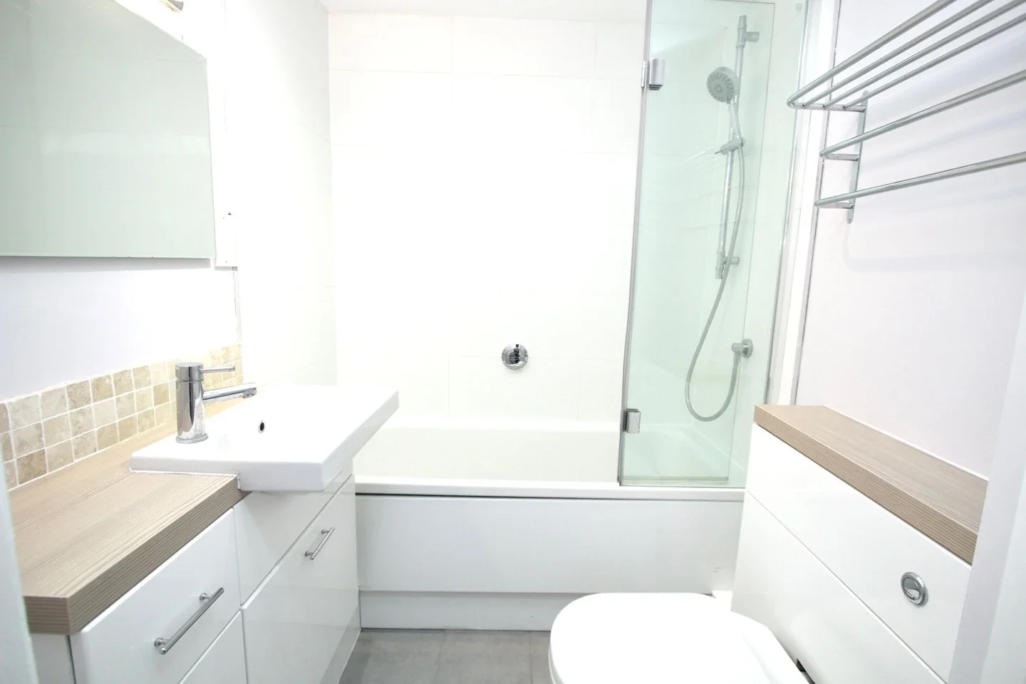 Flat Fairfield Close in Greater London