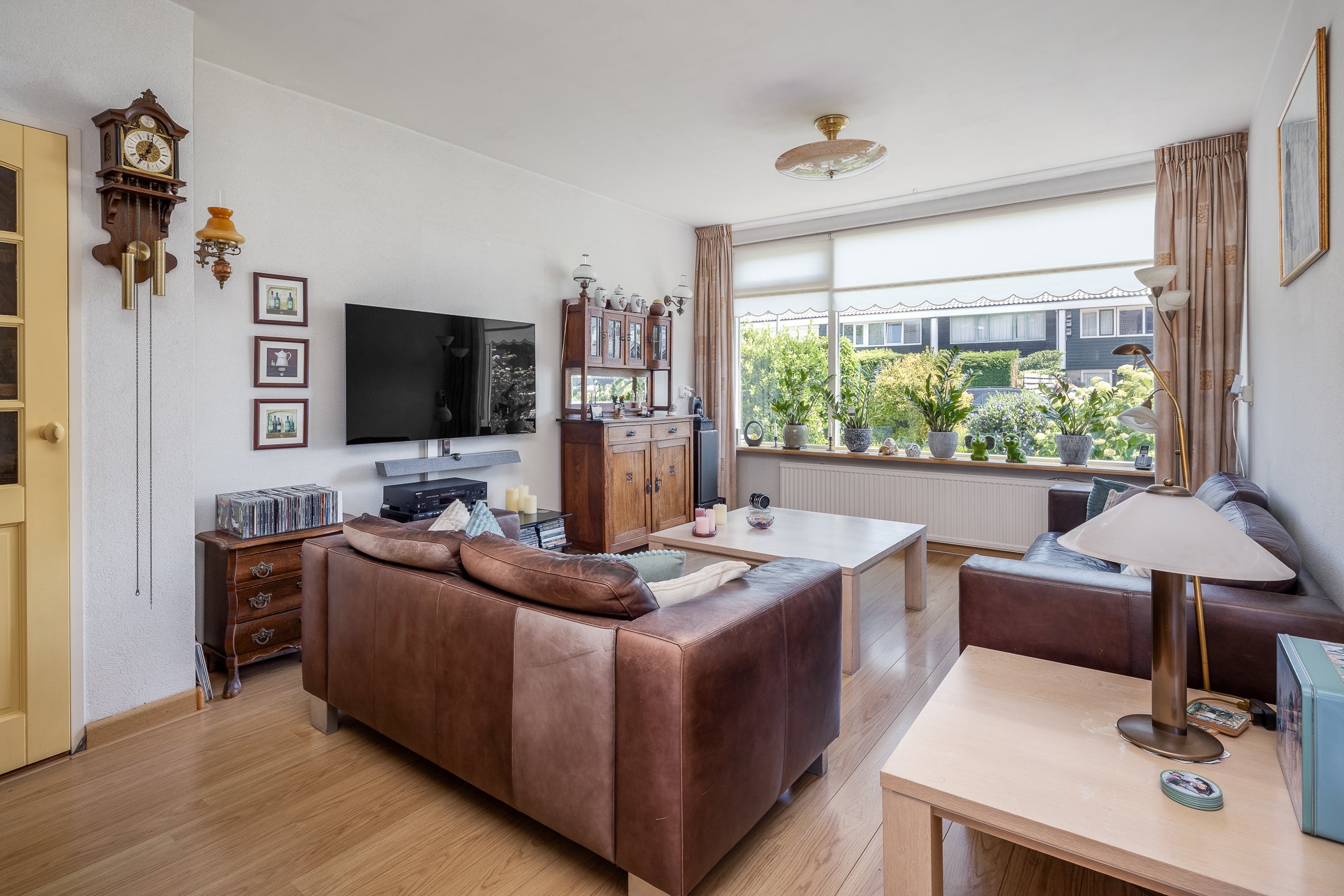 Tussenwoning te koop: Krokusstraat 22, Hoogkarspel