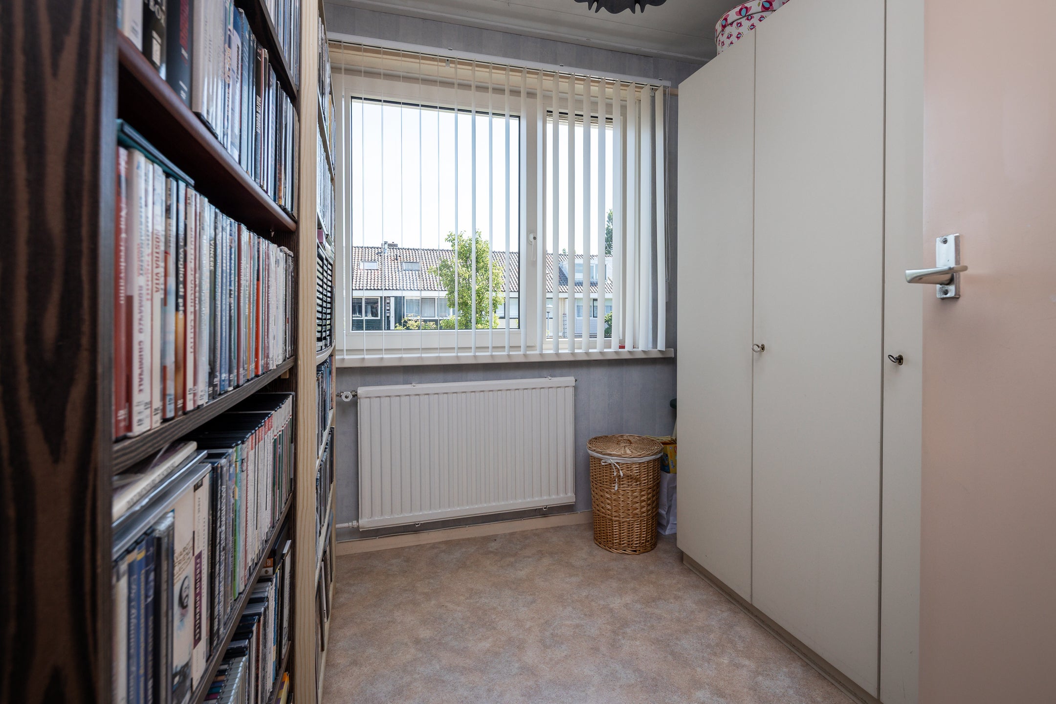 Tussenwoning te koop: Krokusstraat 22, Hoogkarspel