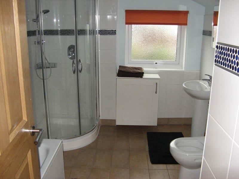 Room Raymend Road in Bristol