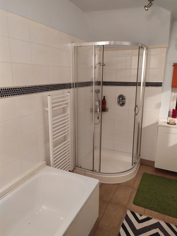 Room Raymend Road in Bristol