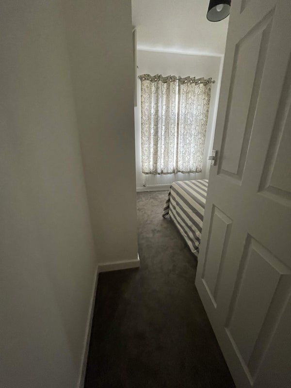 Room Pearson Street in Bury