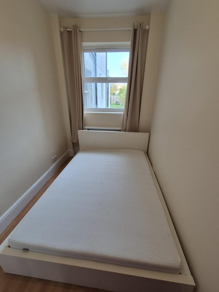 Flat Guilford Avenue in Greater London
