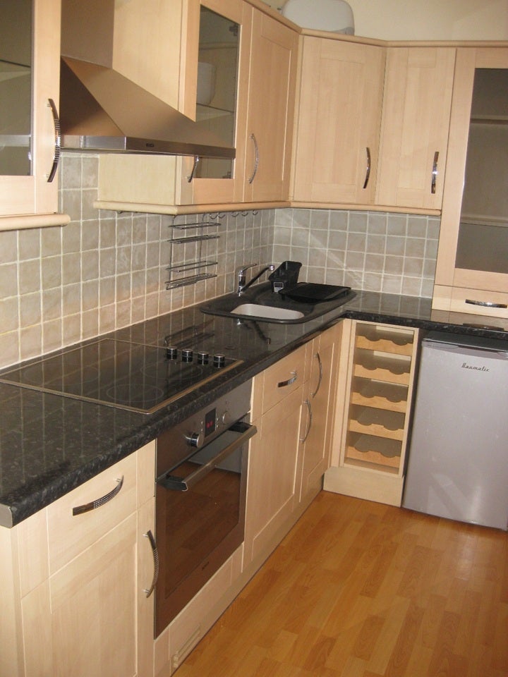 Flat Guilford Avenue in Greater London