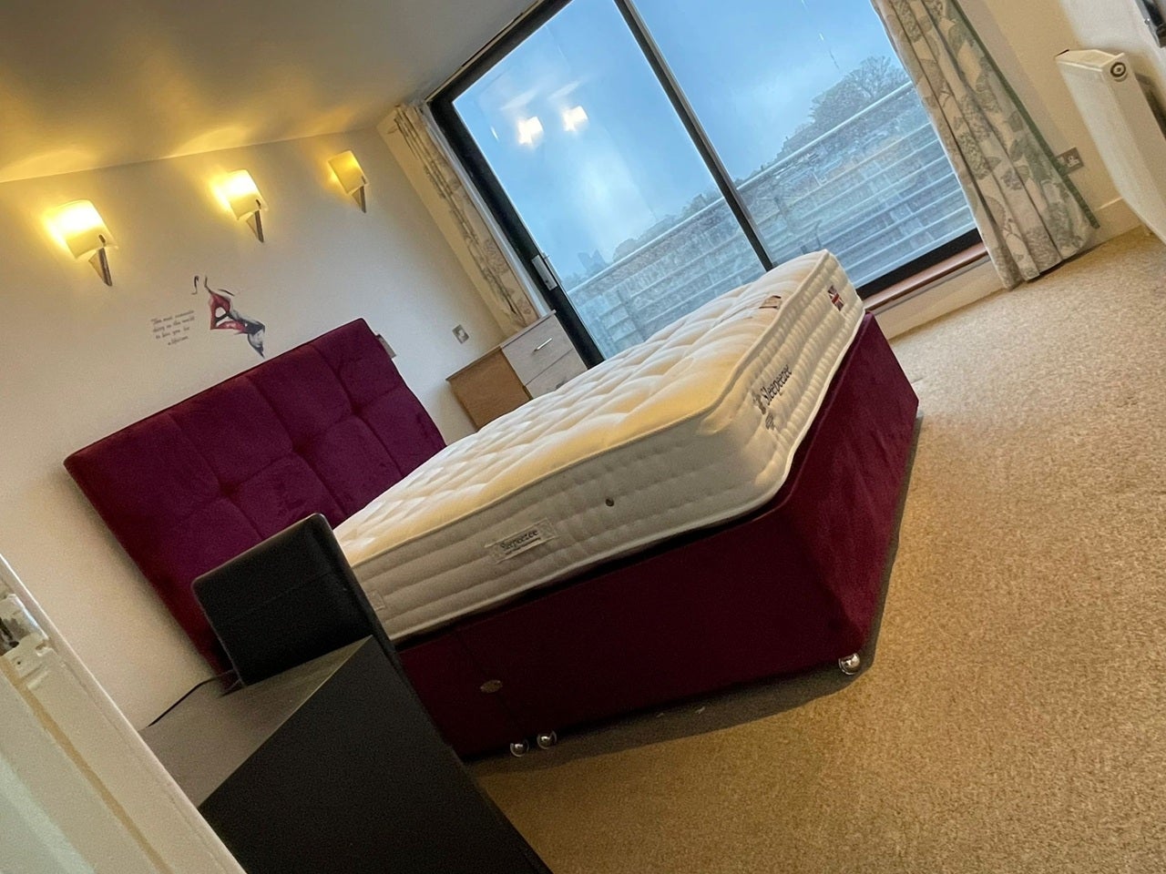 Room Green Street in Greater London