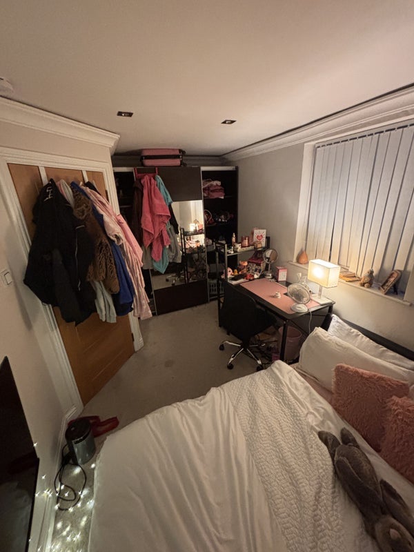Room Camden Mews in Greater London