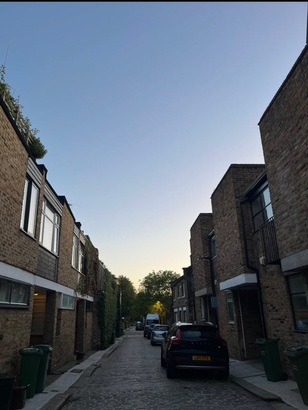 Room Camden Mews in Greater London