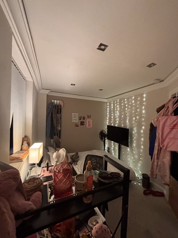 Room Camden Mews in Greater London