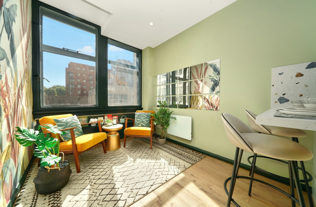 Flat Newington Causeway in Greater London