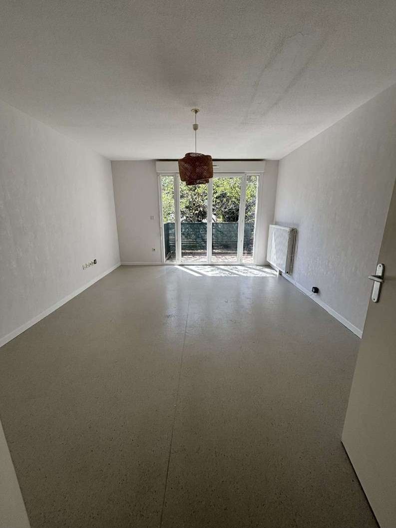 Flat Impasse de l'Aiguillon in Nevers