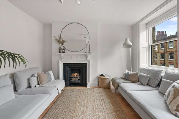Flat Nottingham Place in City of Westminster