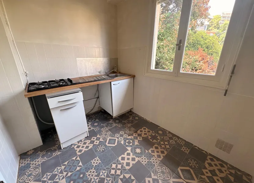Appartement Avenue Alessandrini à Nice