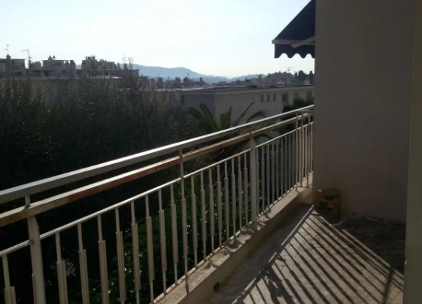Appartement Avenue Alessandrini à Nice