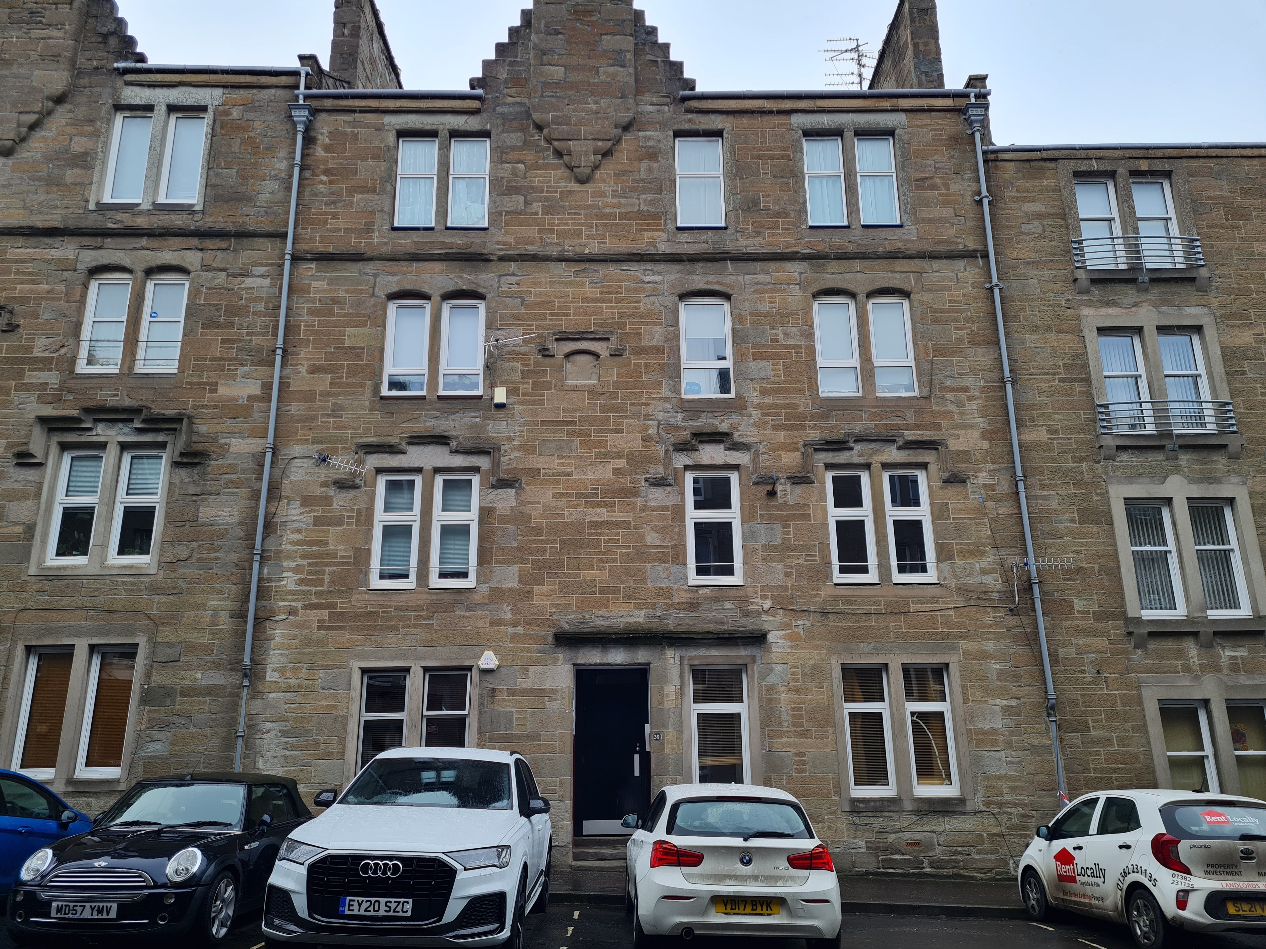Flat Baldovan Terrace in Dundee