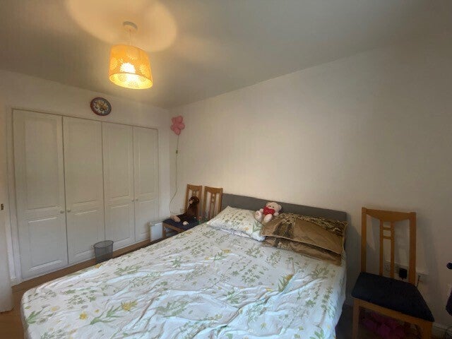 Flat Shepherds Walk in Bradley Stoke