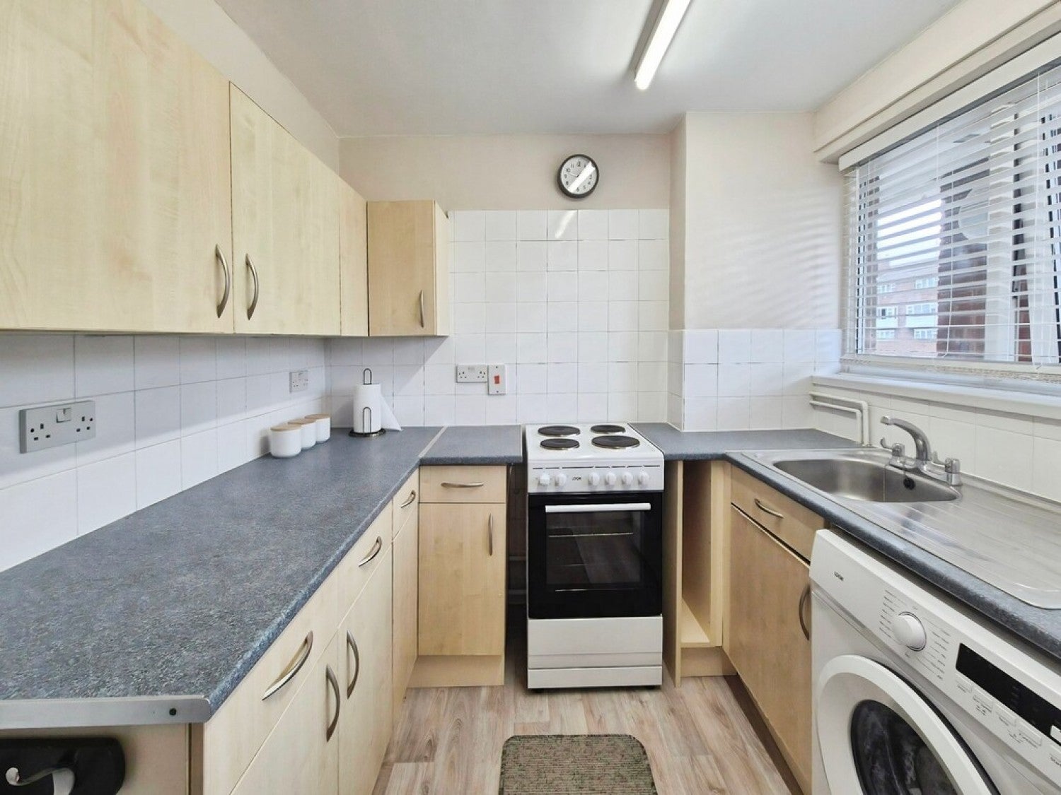 Flat The Crescent in Yeovil
