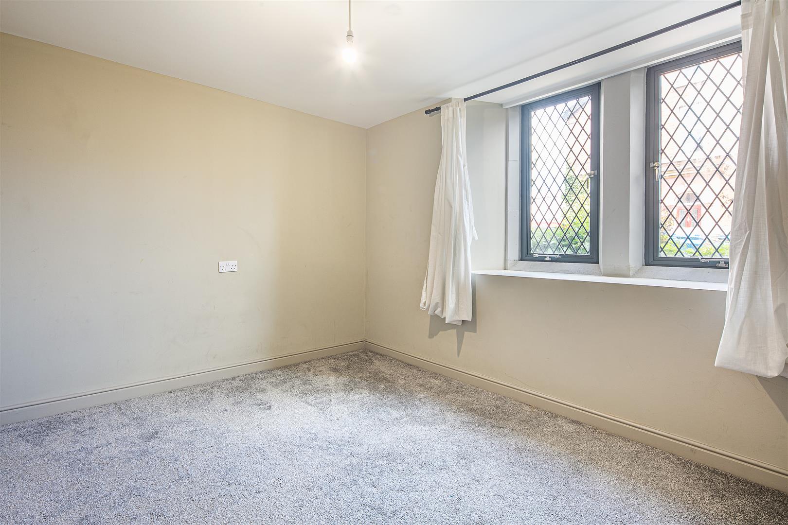 Flat St Barnabas Road in Sheffield