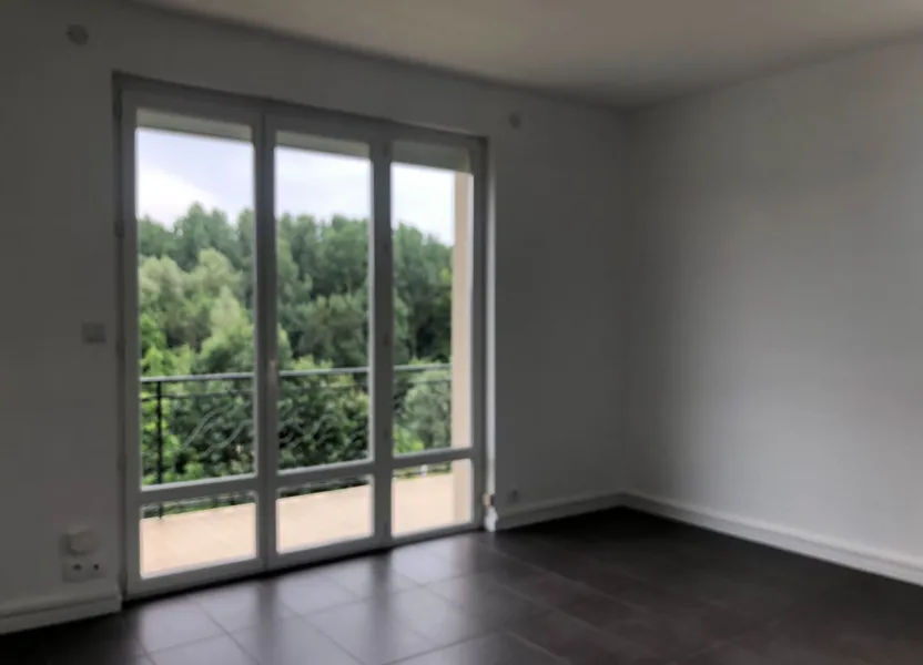 Appartement Avenue Jean Monnet à Jardin