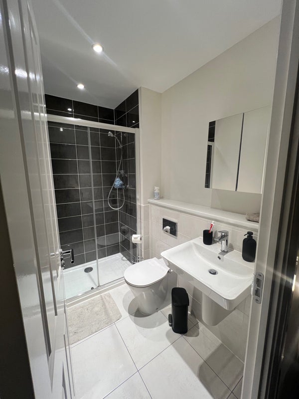 Room George Elliston Road in Ipswich