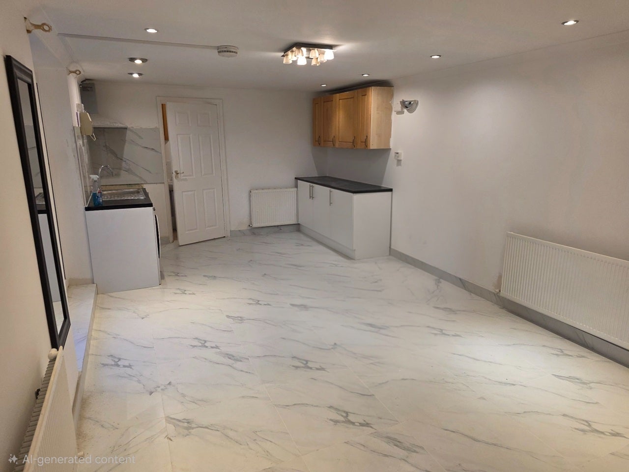 Room Hatton Avenue in Slough