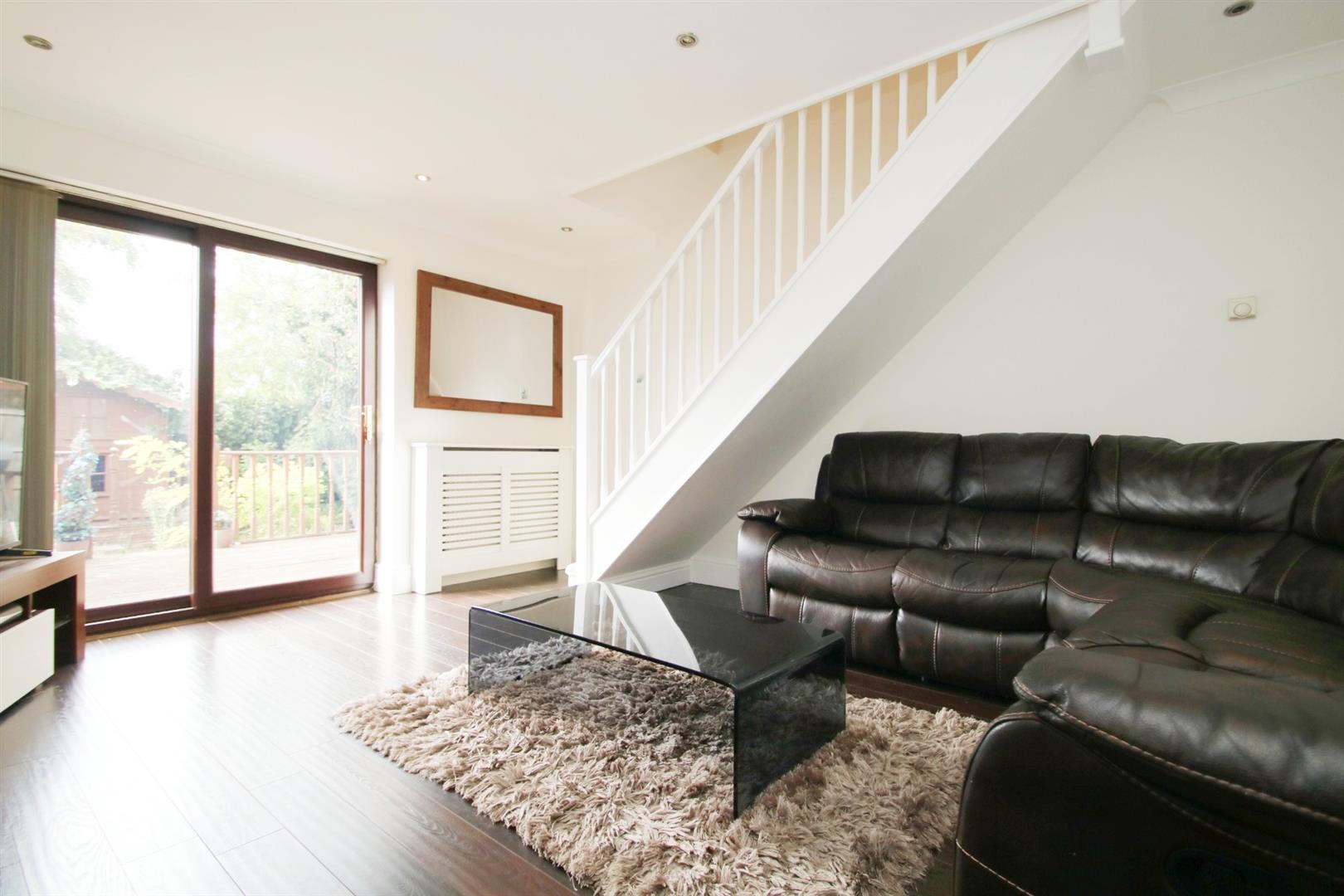 House Bull Close in Grays