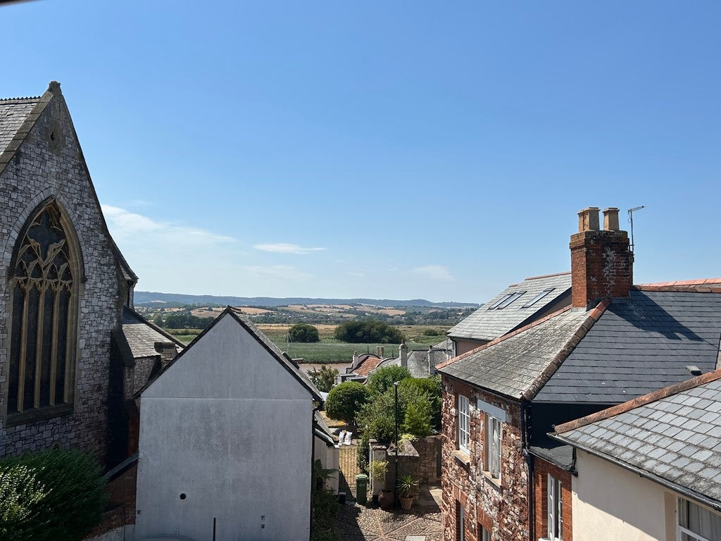 Flat Fore Street in Exeter