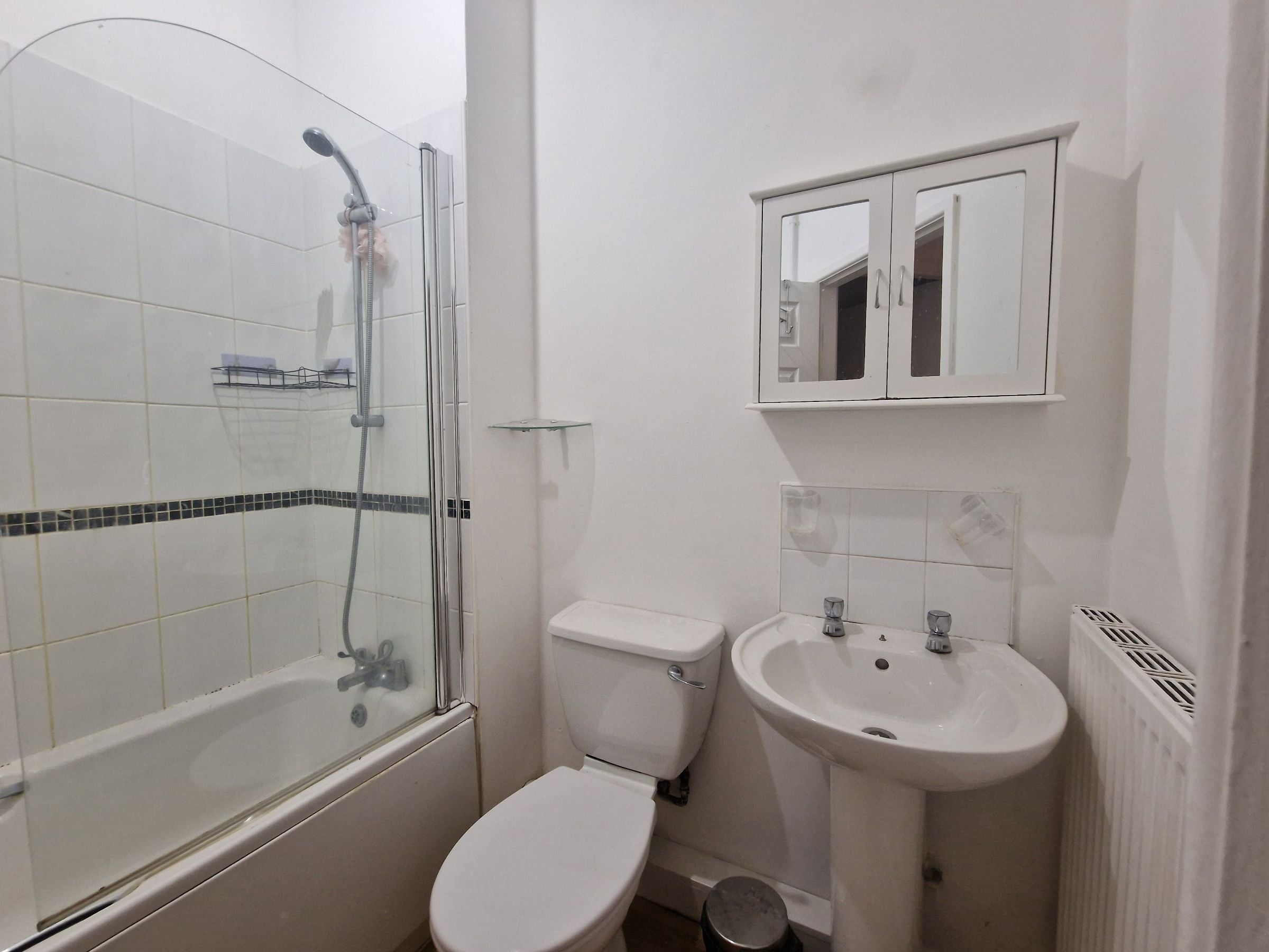 Flat Winwick Road in Warrington