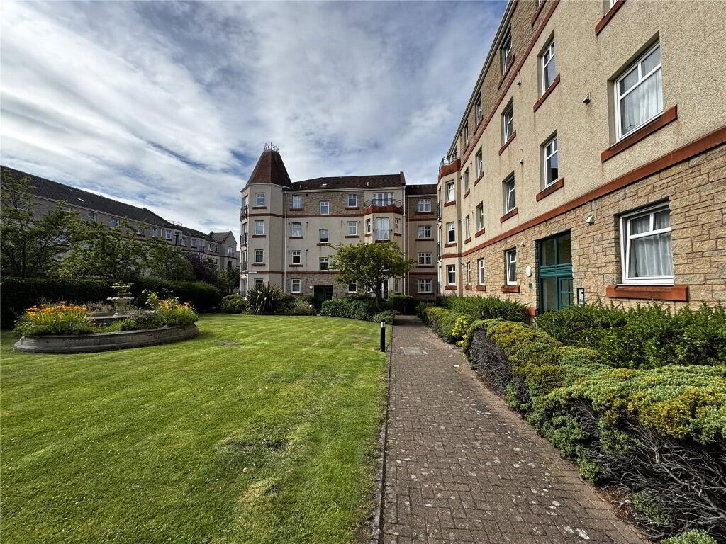 Flat New Mart Road in City of Edinburgh