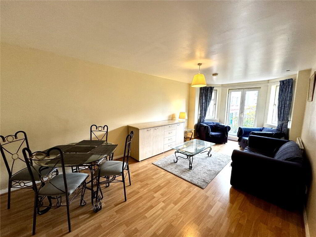 Flat New Mart Road in City of Edinburgh