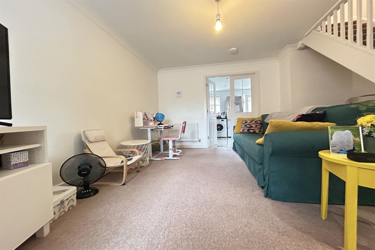 House Eling Crescent in Basingstoke and Deane