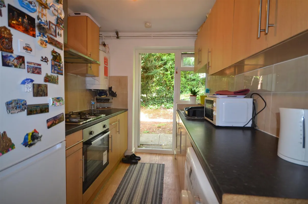 Flat Wendela Court in Greater London