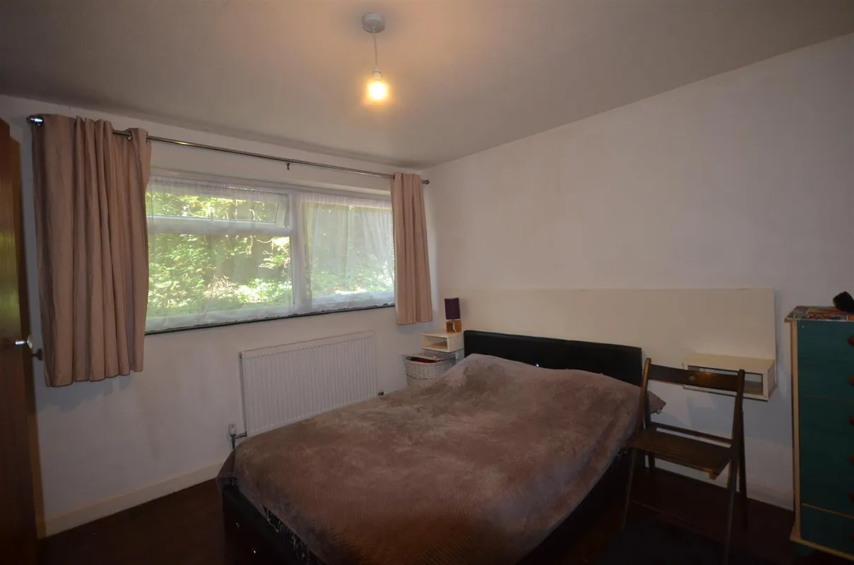 Flat Wendela Court in Greater London