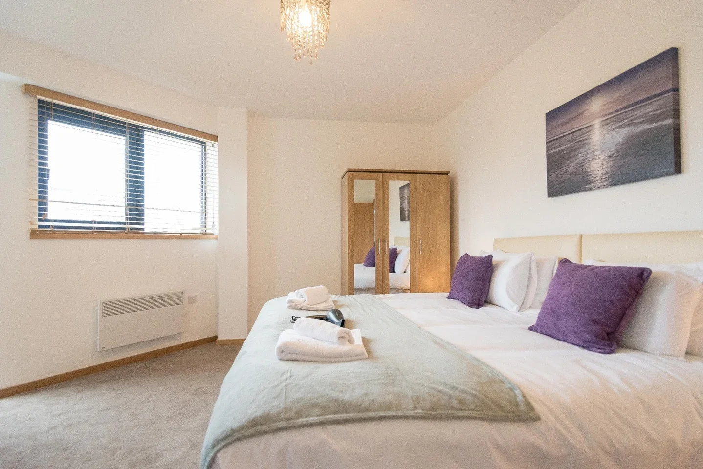 Flat Stonehill Green in Swindon