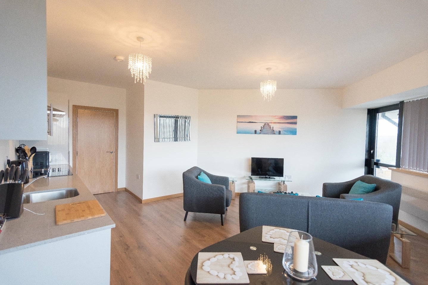 Flat Stonehill Green in Swindon