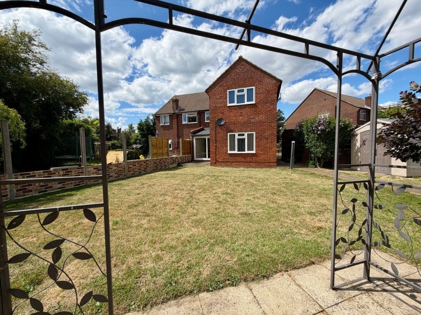 House Chessholme Road in Borough of Spelthorne