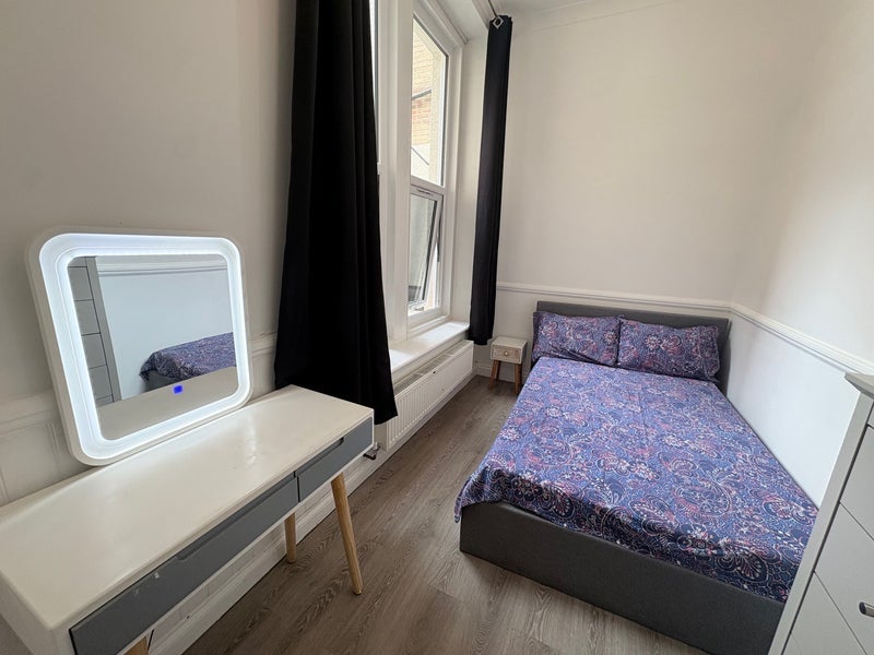 Room Old Christchurch Road in Bournemouth