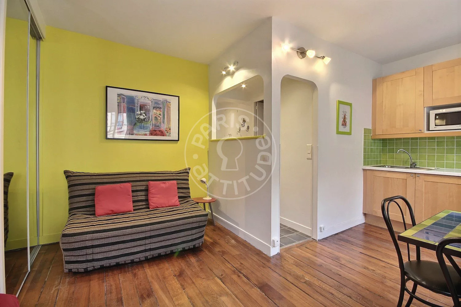 Appartement Rue Boutarel à Paris