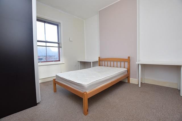 Room Well Meadow Street in Sheffield