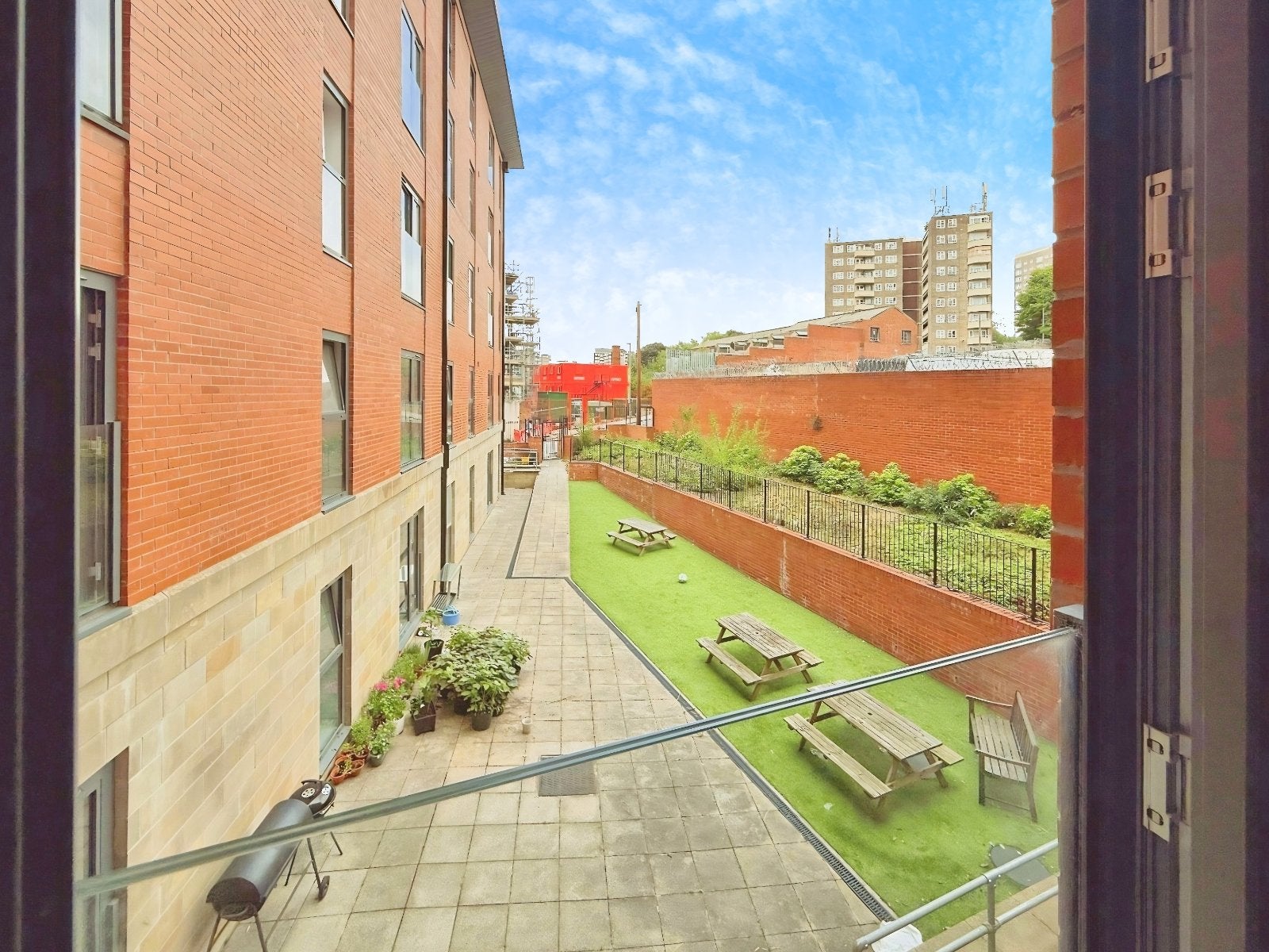 Flat Argyle Road in Leeds