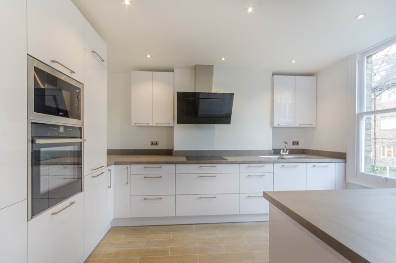 Flat Glenilla Road in Greater London