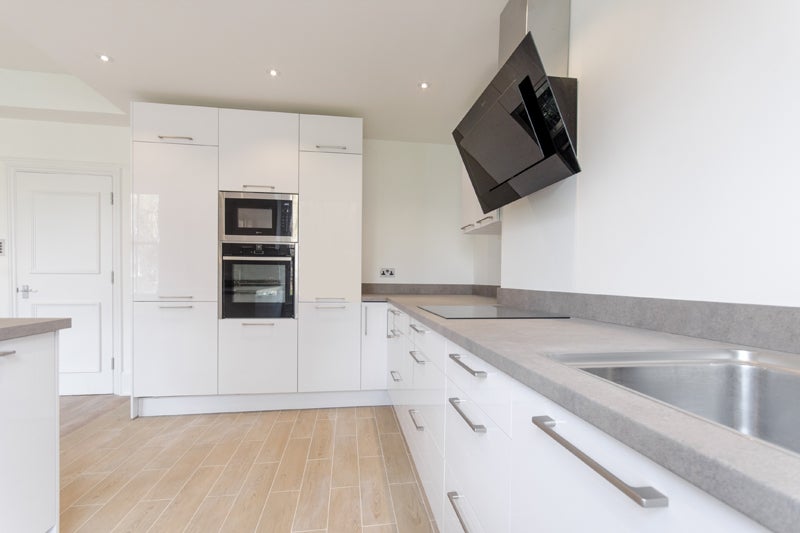 Flat Glenilla Road in Greater London