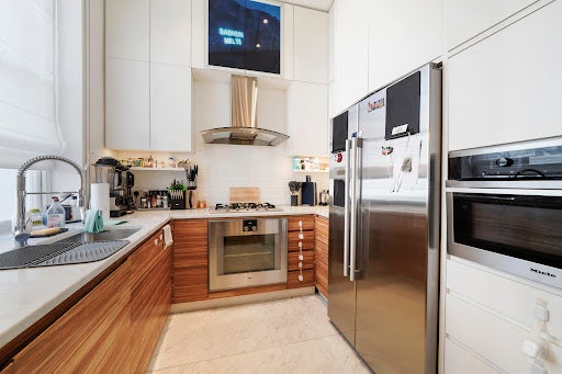 Flat Old Brompton Road in Greater London