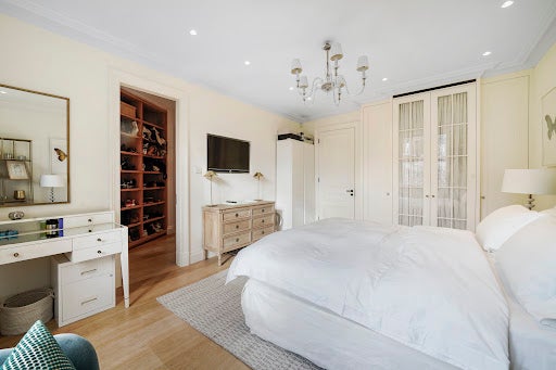 Flat Old Brompton Road in Greater London