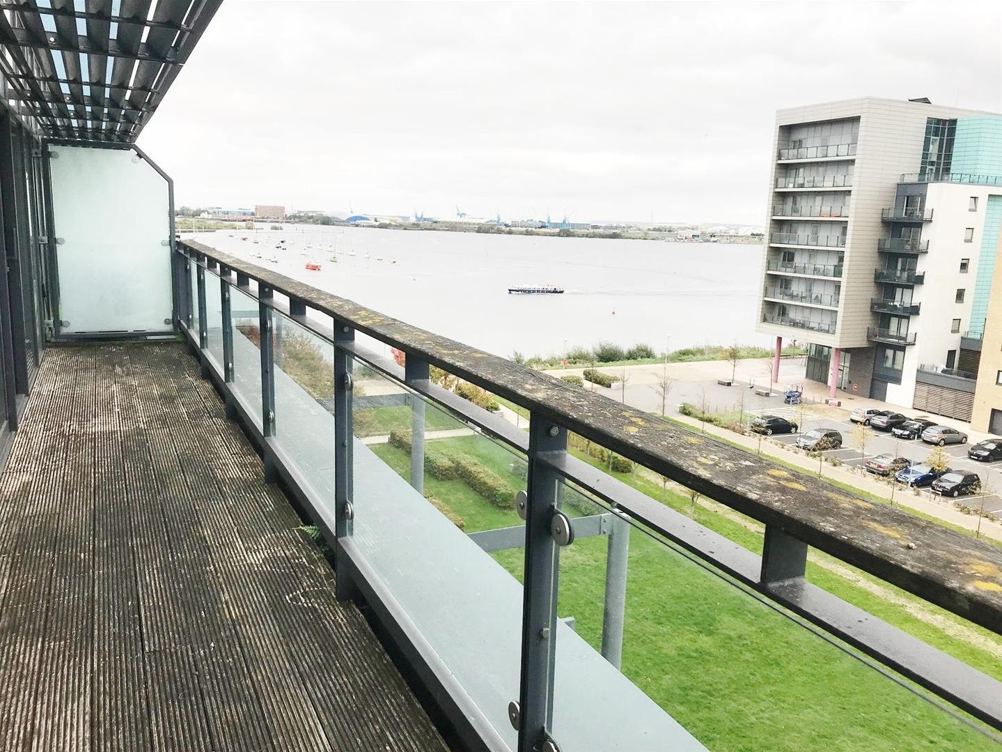 Flat Butetown Link in Cardiff