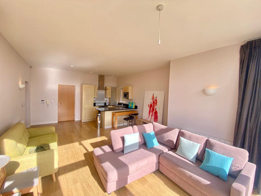 Flat The Ropewalk in Nottingham