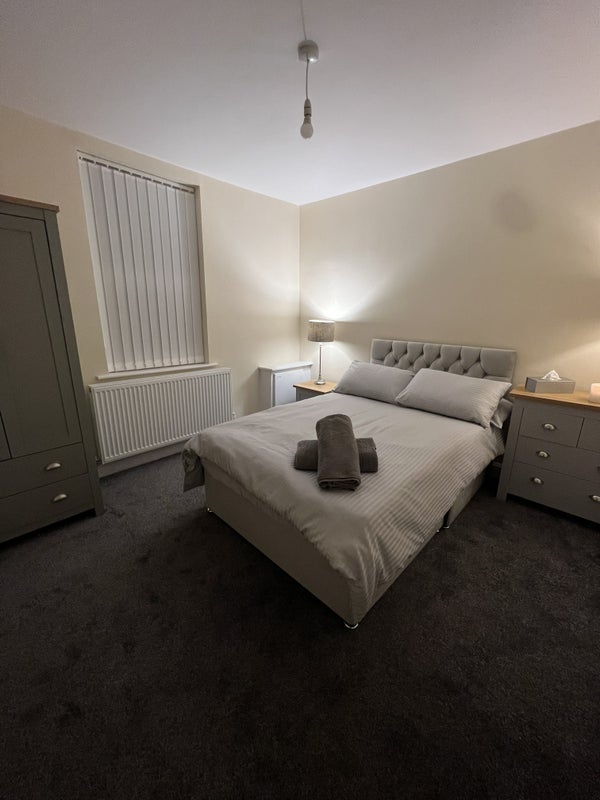 Room Lovely Lane in Warrington