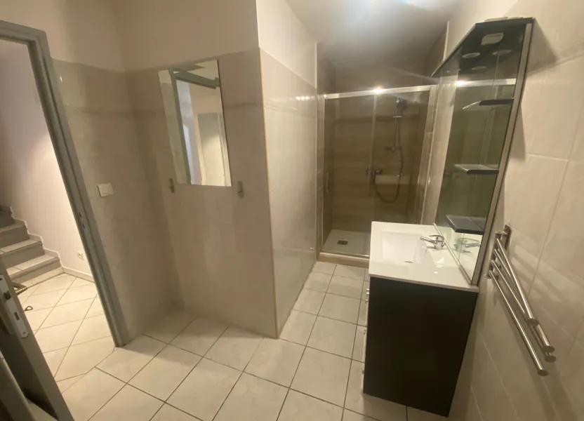 Appartement Impasse des Sablières à Sainte-Anne d'Évenos