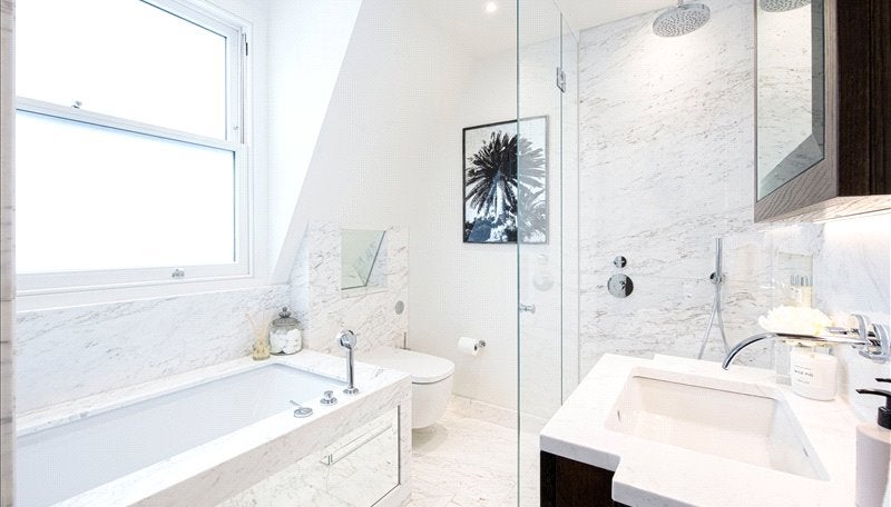 Flat Prince of Wales Terrace in Greater London
