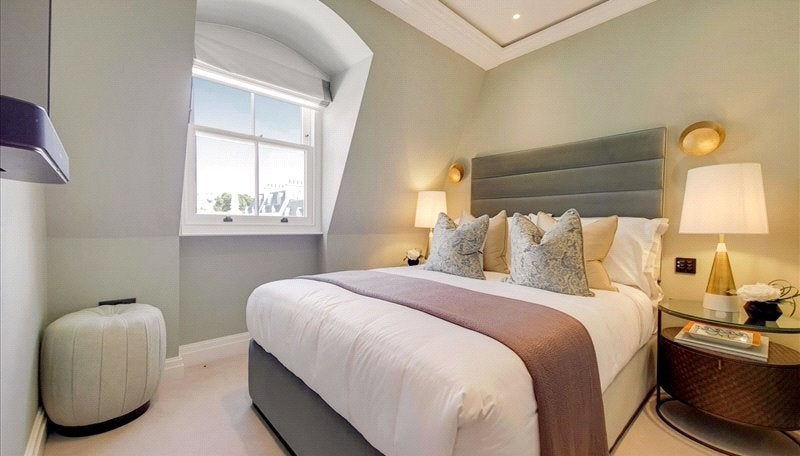 Flat Prince of Wales Terrace in Greater London