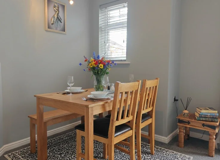 Flat Brightwire Crescent in Eastleigh